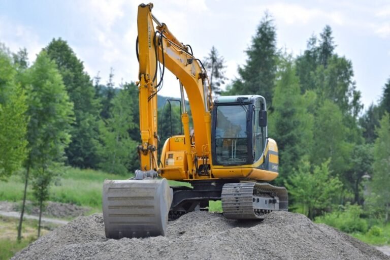 Maximizing Productivity with Heavy Earth Moving Machine Rentals
